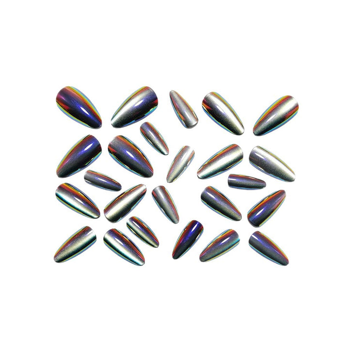High-gloss artificial nails in modern metallic look Bowlift
