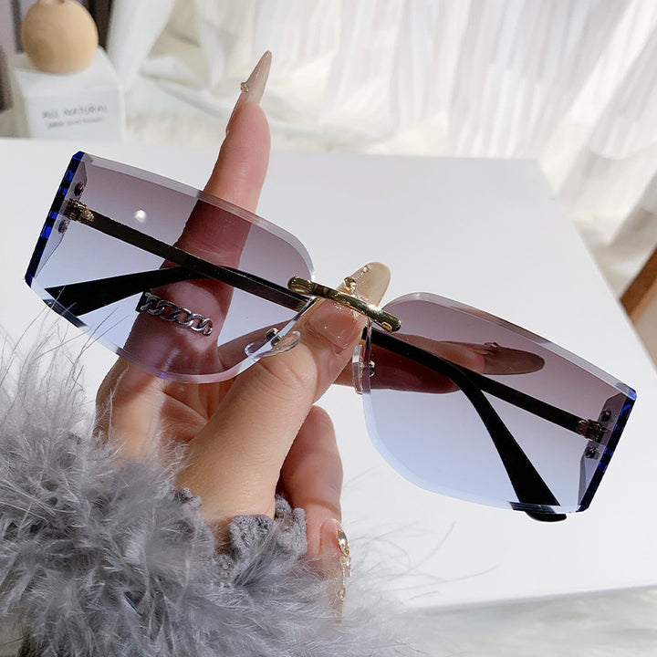 Women elegant sunglasses with high-quality geometric design Bowlift