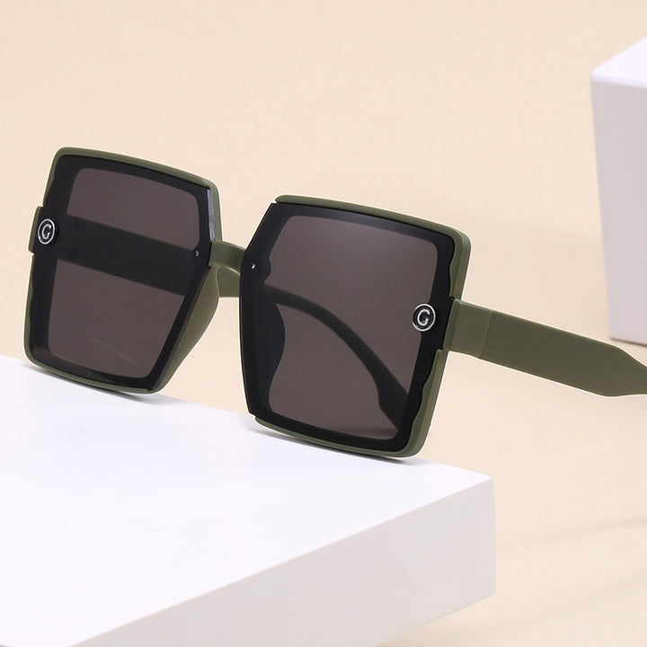 Women square sunglasses with modern design Bowlift