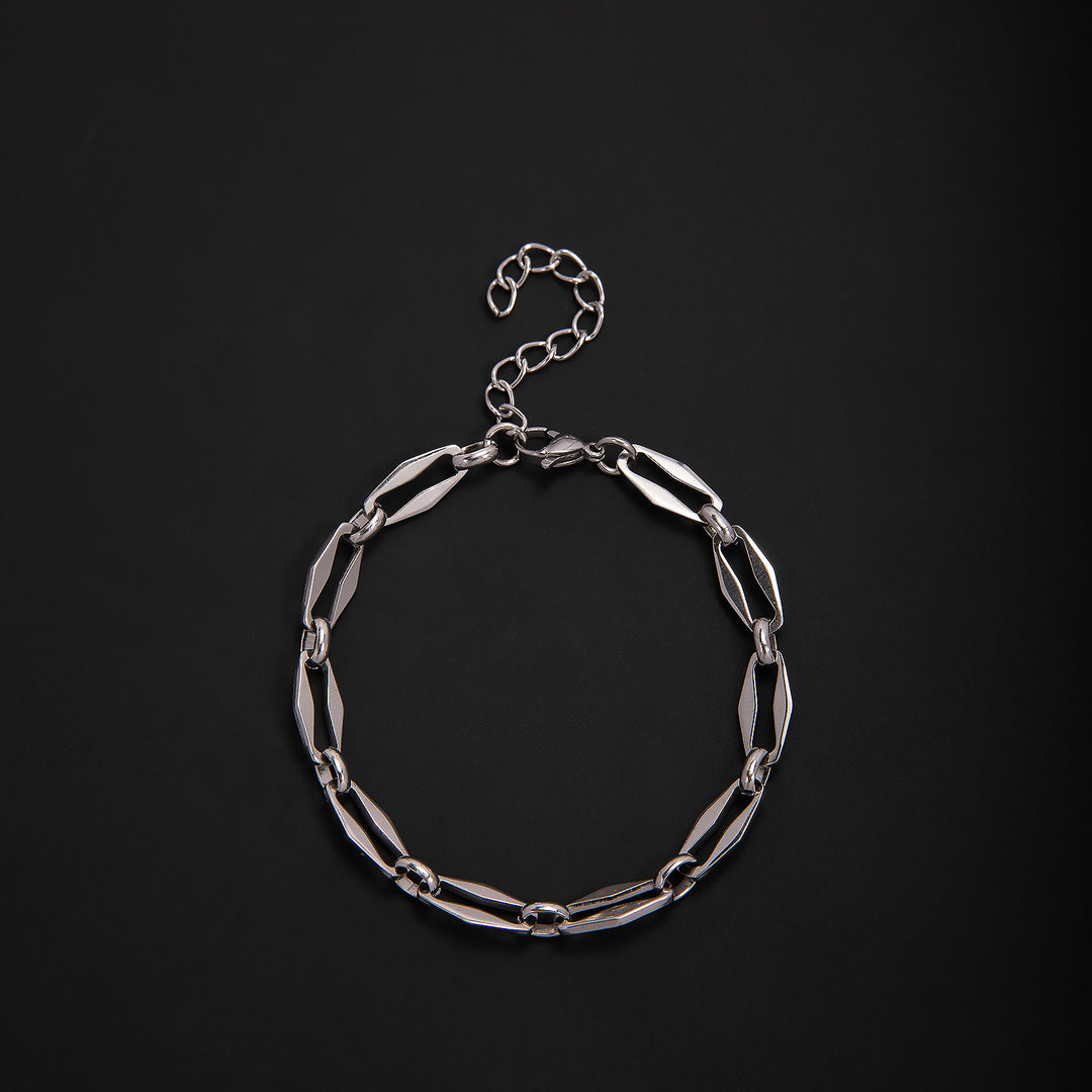 Elegant Geometric Link Bracelet Bowlift