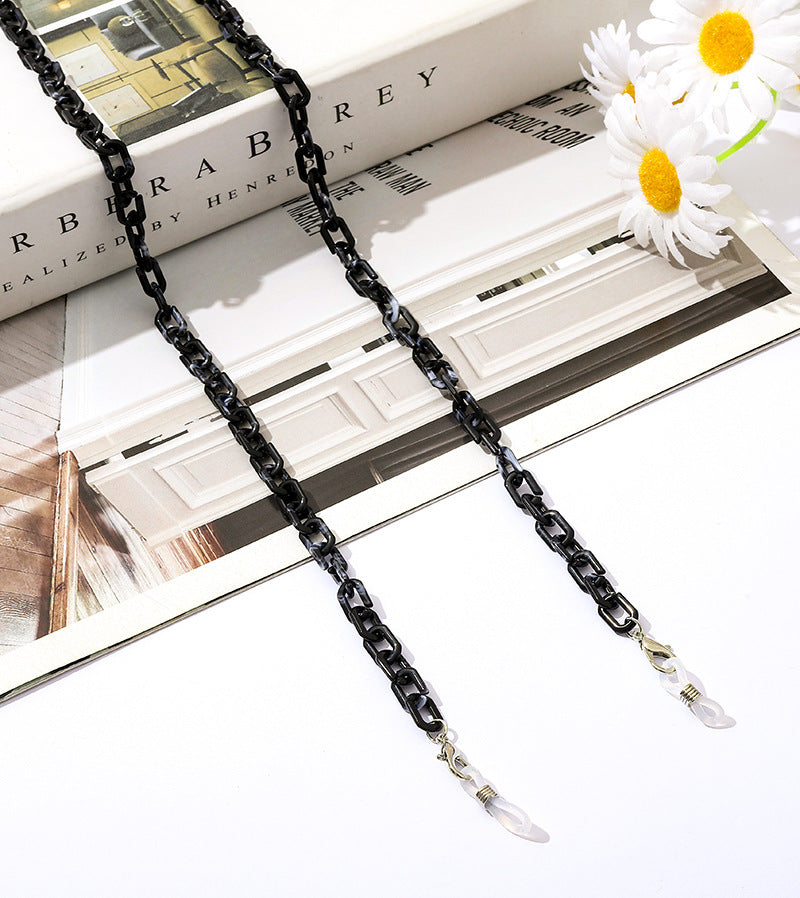 Fashionable necklace with clip clasp Bowlift