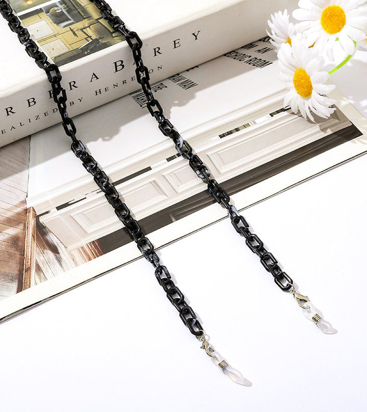 Fashionable necklace with clip clasp Bowlift