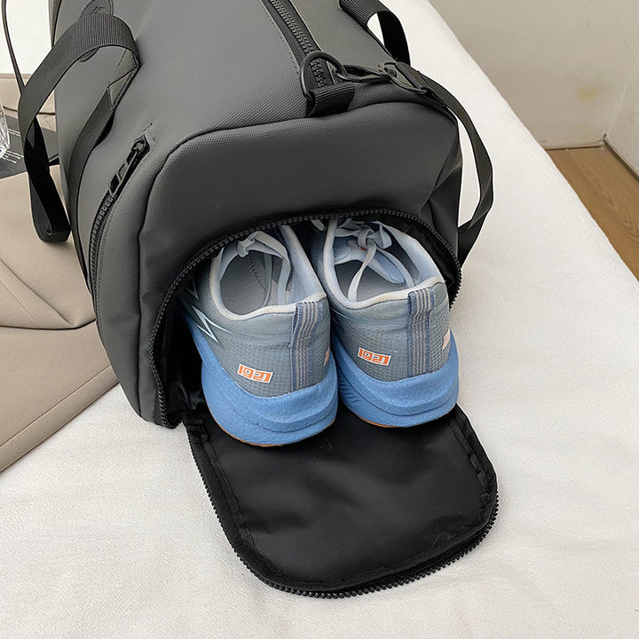Sporty Duffel Bag With Many Compartments And Durable Material Bowlift