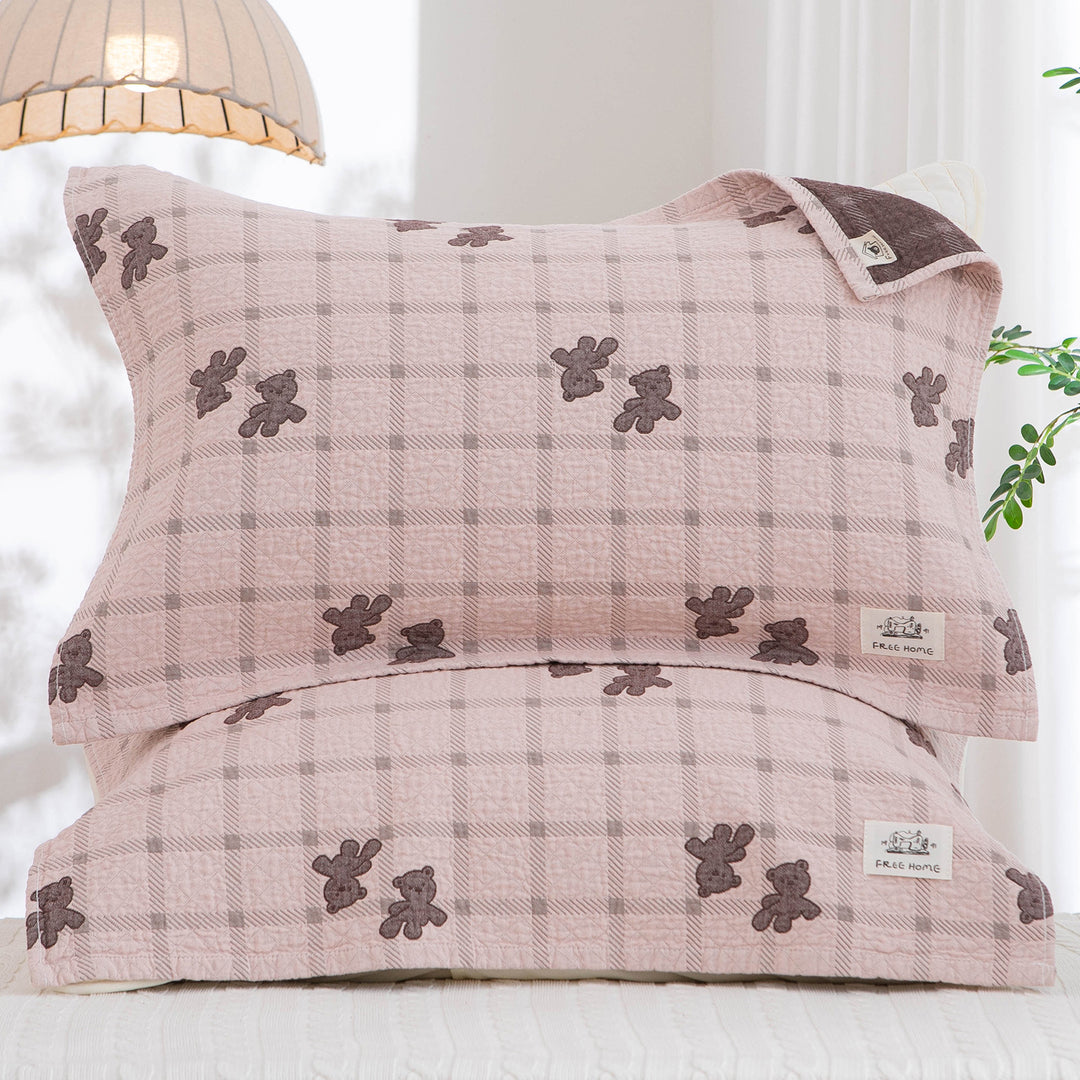 Ladies pillowcase with playful horse motif Bowlift