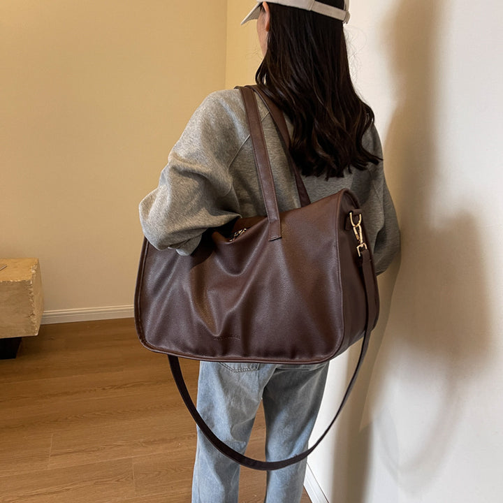 Elegant Tote Bag Made of High-Quality Faux Leather Bowlift