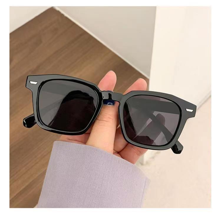 Bold Statement Square Sunglasses Bowlift