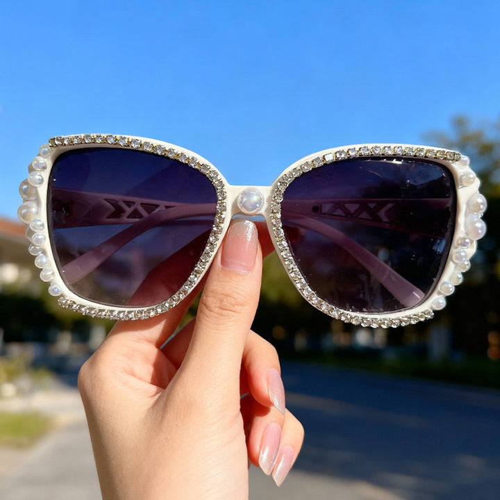 Ornate Cat-Eye Sunglasses Bowlift