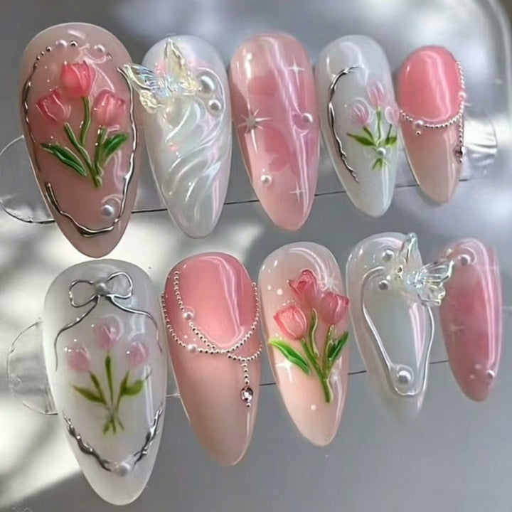 Artistic Floral and Star-Embellished Press-On Nail Set Bowlift