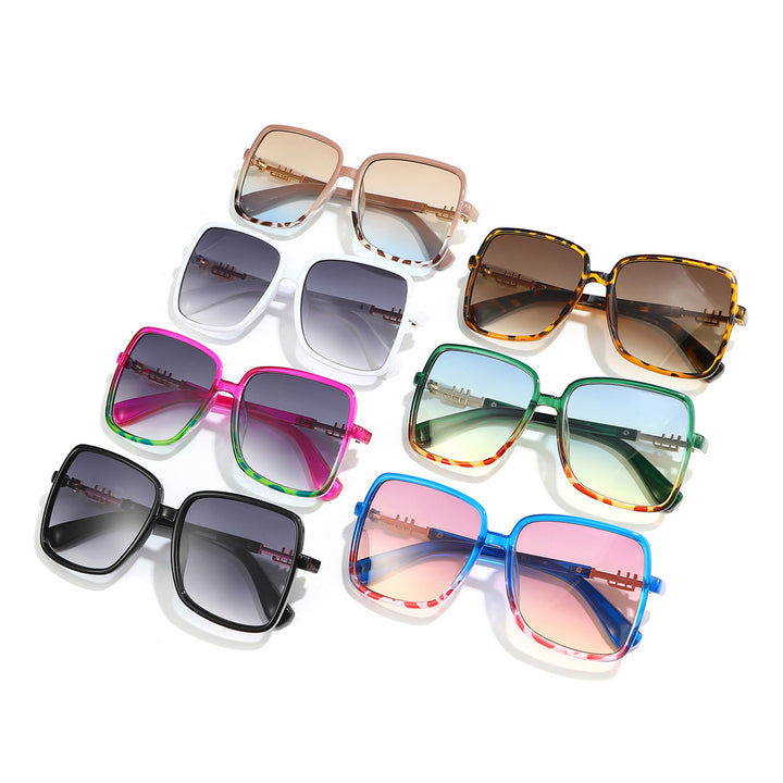Ladies sunglasses with large frame and gradient Bowlift