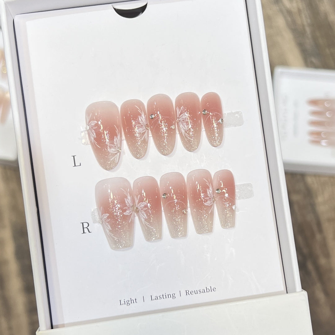 Elegant Floral-Inspired Press-On Nail Set Bowlift
