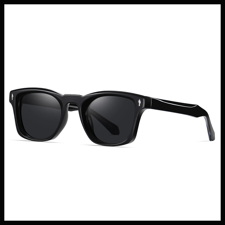 Ladies fashionable sunglasses in elegant tortoiseshell design Bowlift