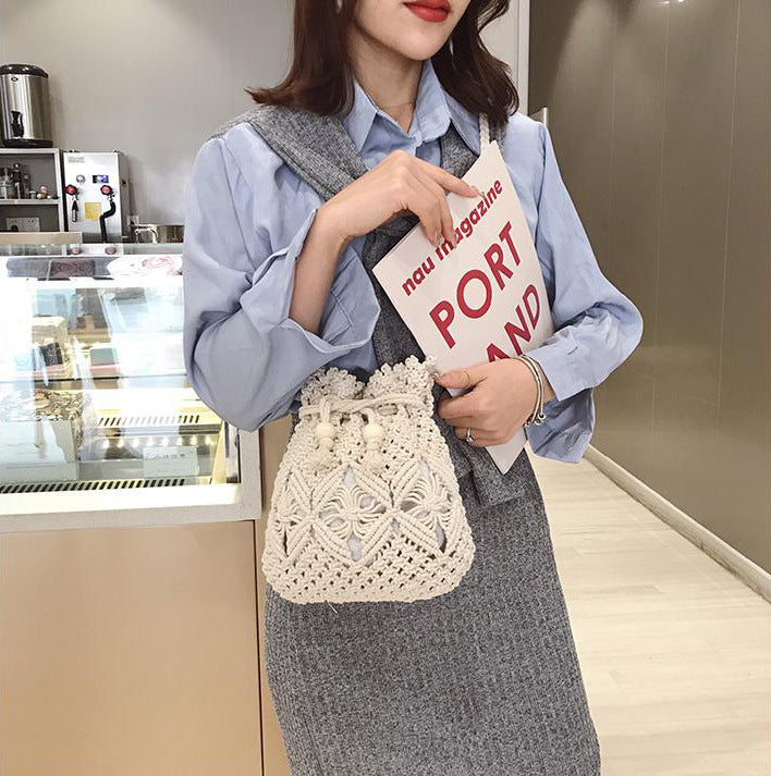 Hand-knotted flower basket bag Bowlift