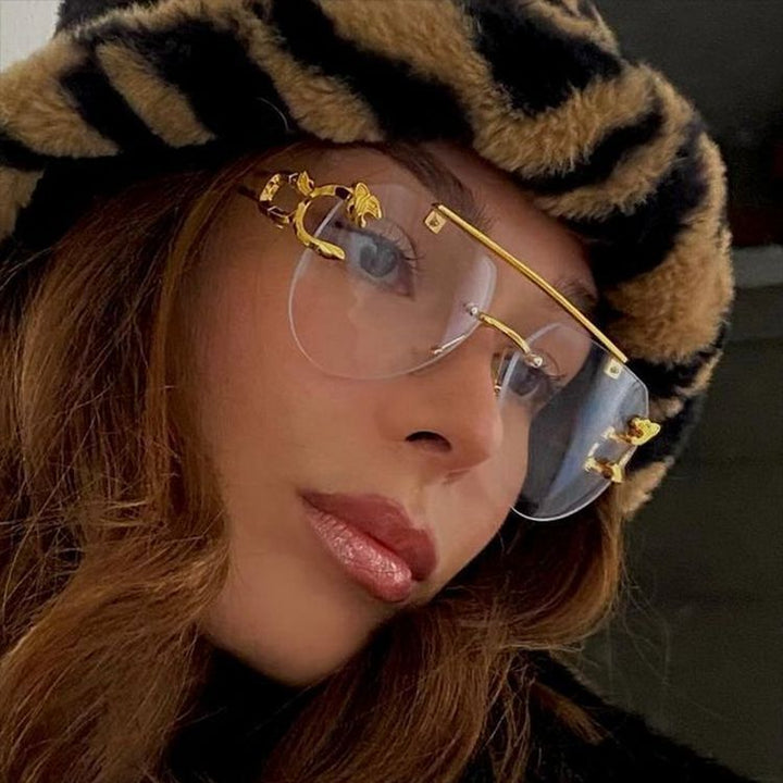 Women's unusual round sunglasses with decorative details Bowlift
