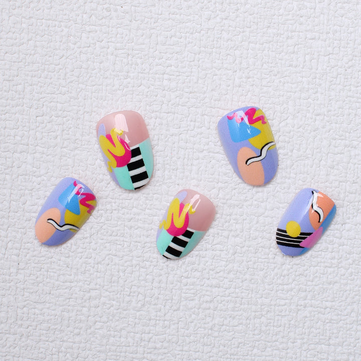 Artistic Patterned Press-On Nails Bowlift