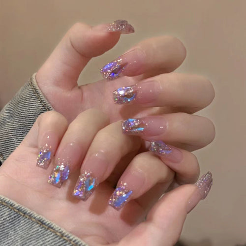 Artificial nail set with glamorous glitter accents and elegant elements Bowlift