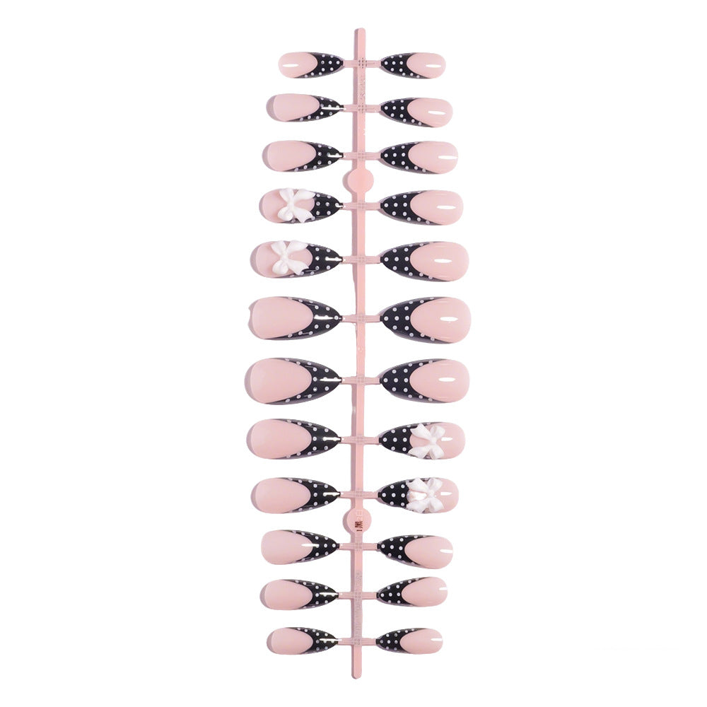 Stylish Polka Dot Press-On Nail Set Bowlift