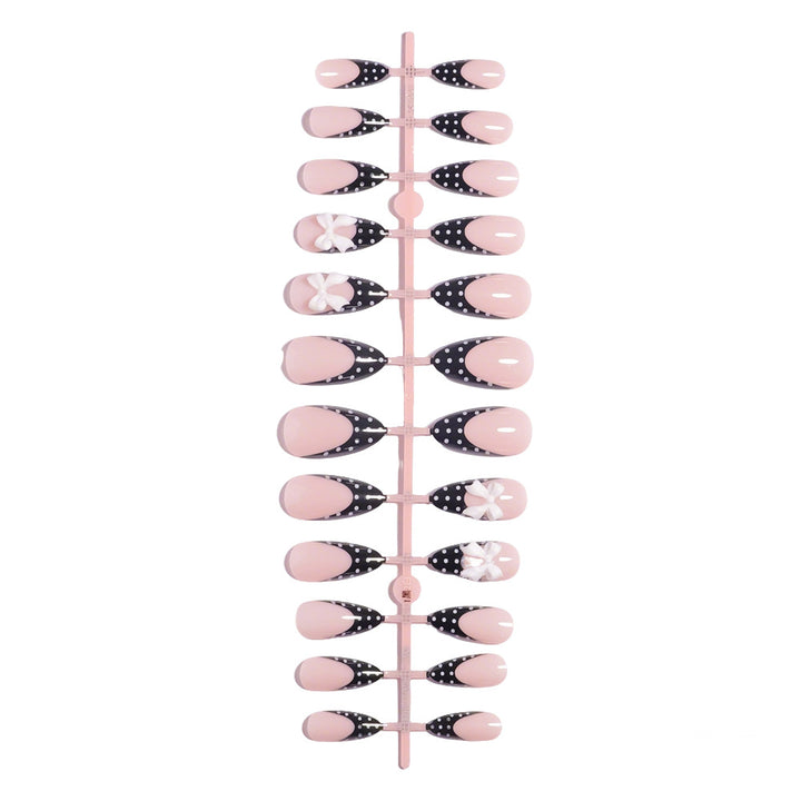 Stylish Polka Dot Press-On Nail Set Bowlift