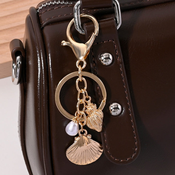 Keychain with Maritime Star Motif Bowlift