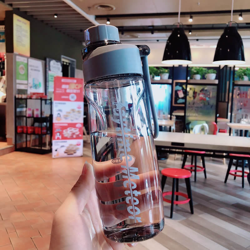 Women's Ergonomic Water Bottle with Leak-Proof Lid Bowlift