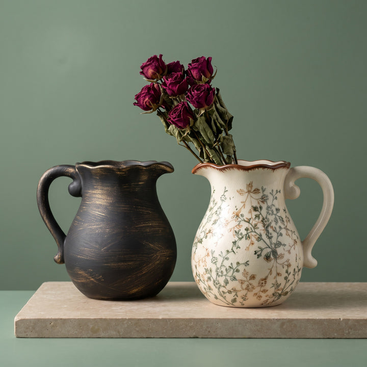 Elegant ceramic jug with floral patterns Bowlift