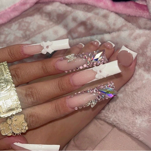 Glamorous Designer Press-On Nails with Gemstone Accents Bowlift