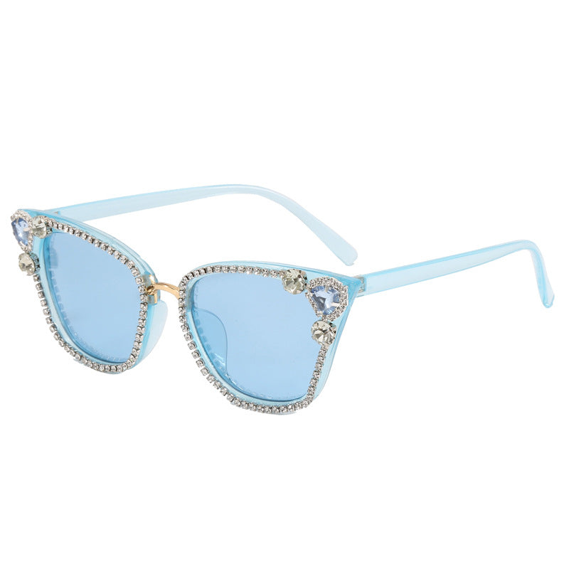 Women's Cat Eye Sunglasses with Sparkling Crystal Decorations Bowlift