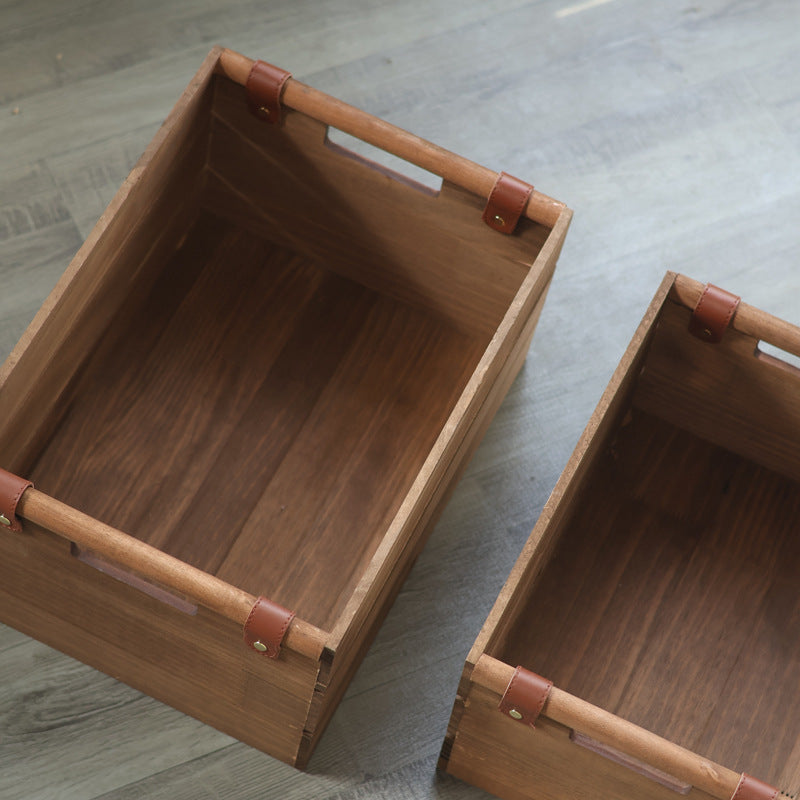 Elegant storage basket made of solid wood Bowlift