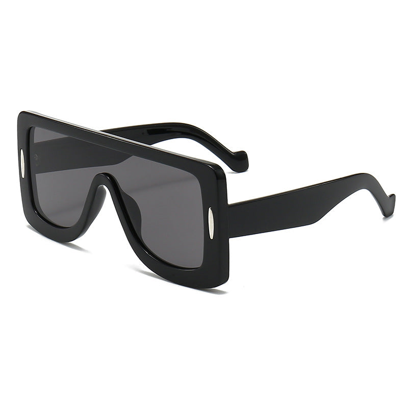 Women's Oversized Sunglasses in Modern Bauhaus Style Bowlift