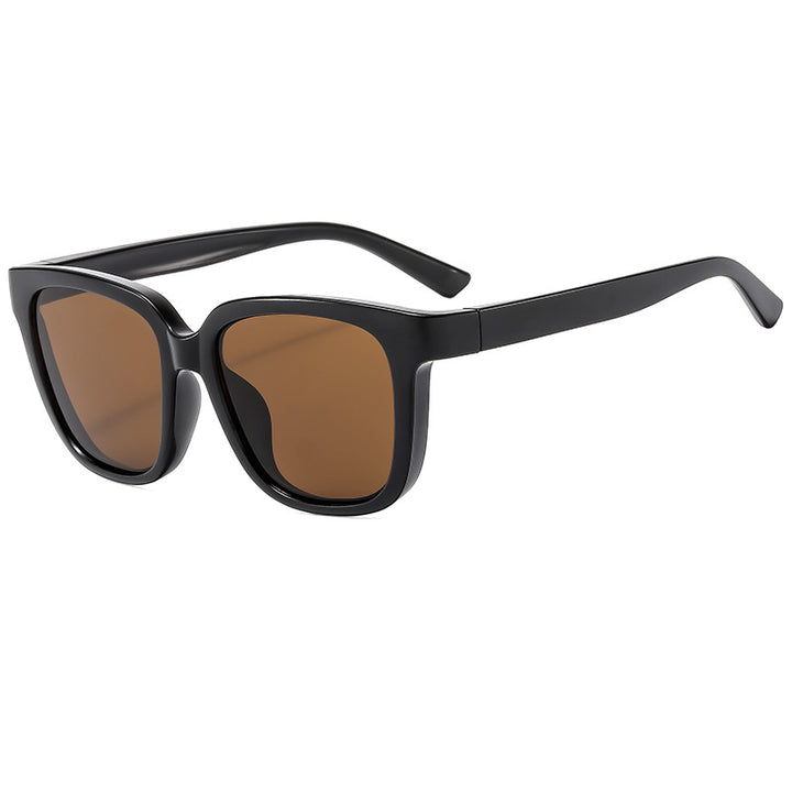 Ladies Cat-Eye Sunglasses with elegant and modern frame Bowlift