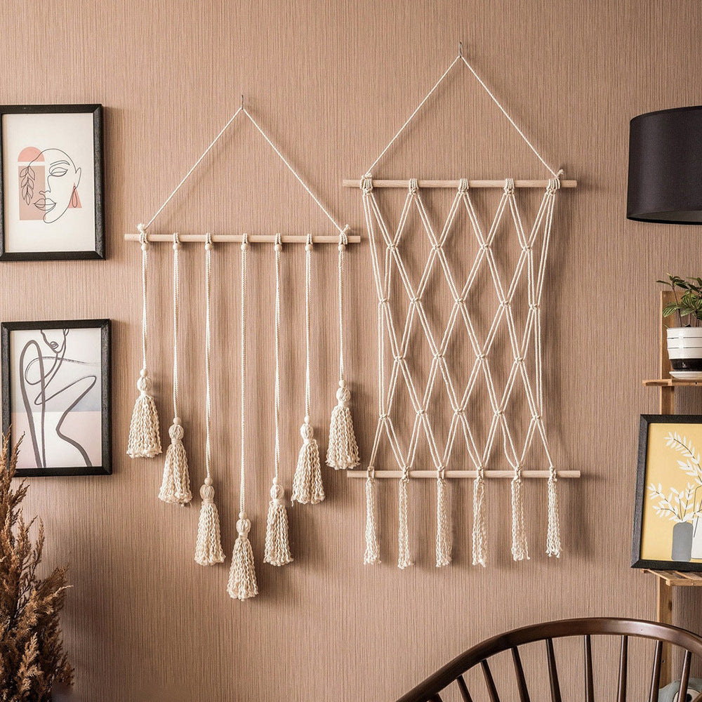 Elegant Macrame Wall Tapestry with Artistic Design
