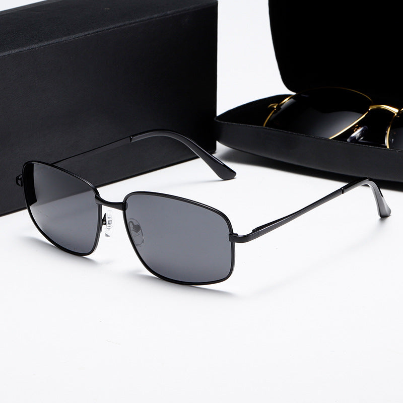 Women's elegant sunglasses with modern metal frame Bowlift