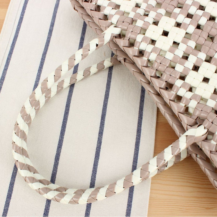 Beach and shopping bag made of high-quality woven material Bowlift