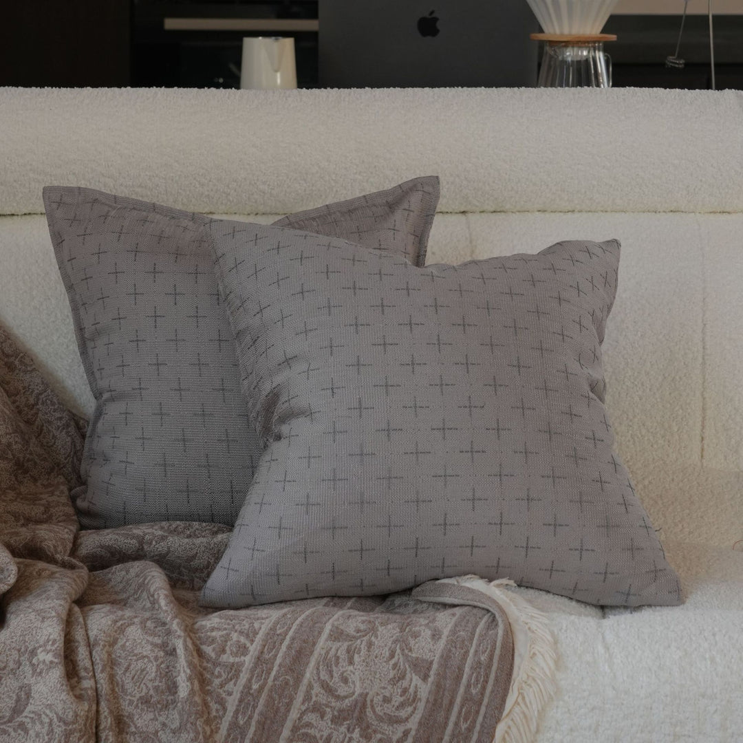 Geometric Pattern Textured Throw Pillow