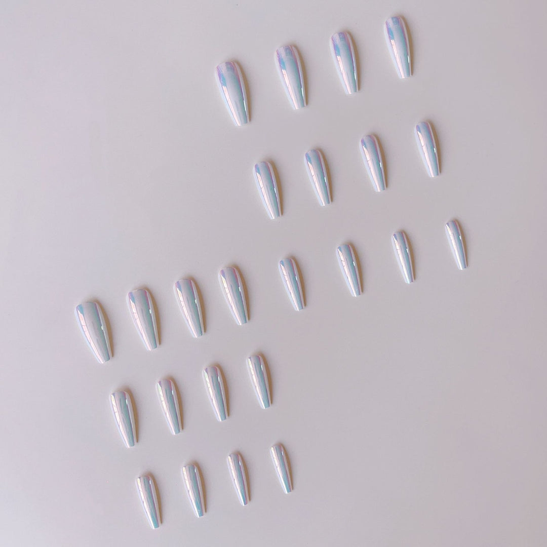 Artificial nail tips with holographic design Bowlift