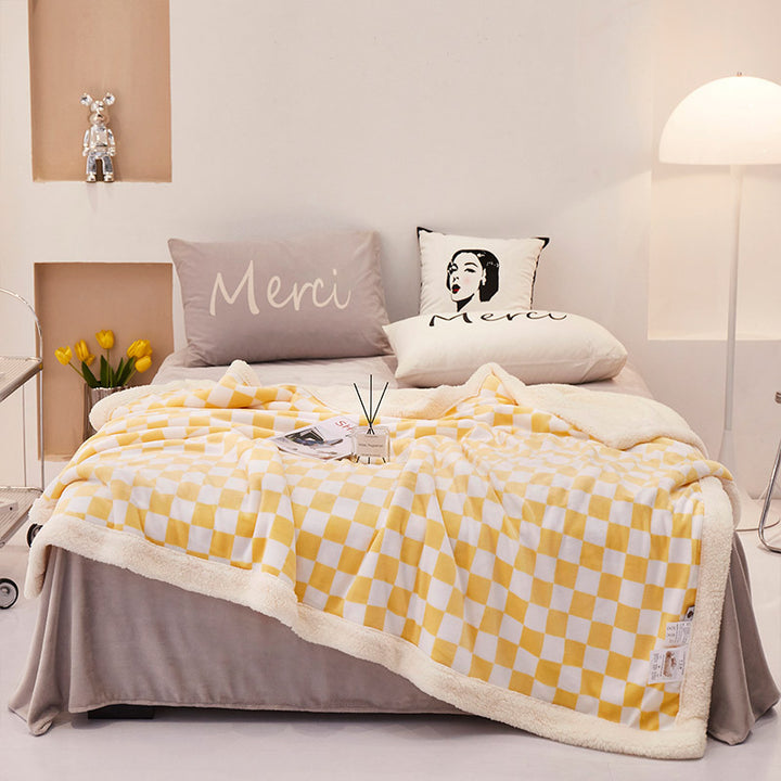 Women's Cozy and Comfortable Bedspread Bowlift
