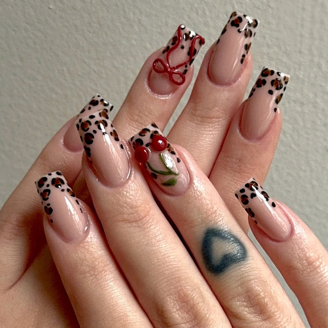 Decorative Leopard Print Nail Art Extensions Bowlift