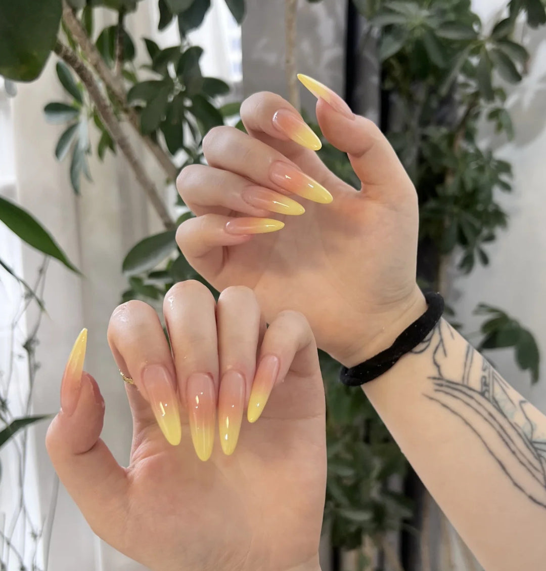 Ombre Stiletto Press-On Nail Set Bowlift