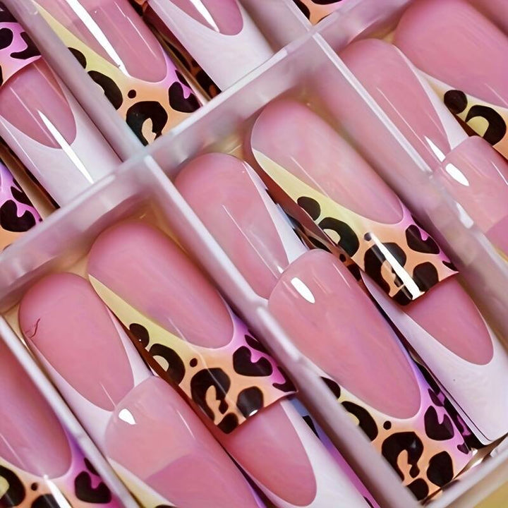 Stylish Press-On Nail Set with Leopard Design Bowlift