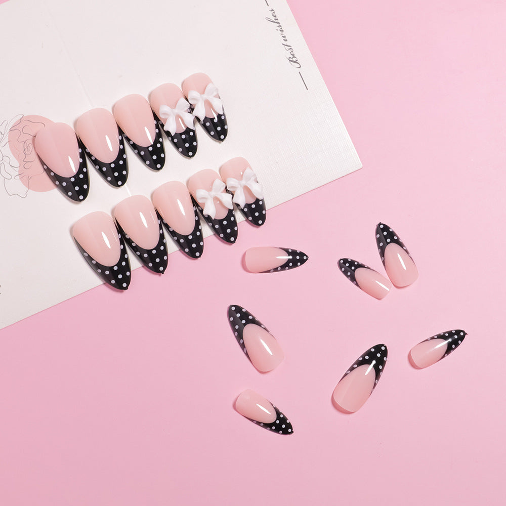 Stylish Polka Dot Press-On Nail Set Bowlift