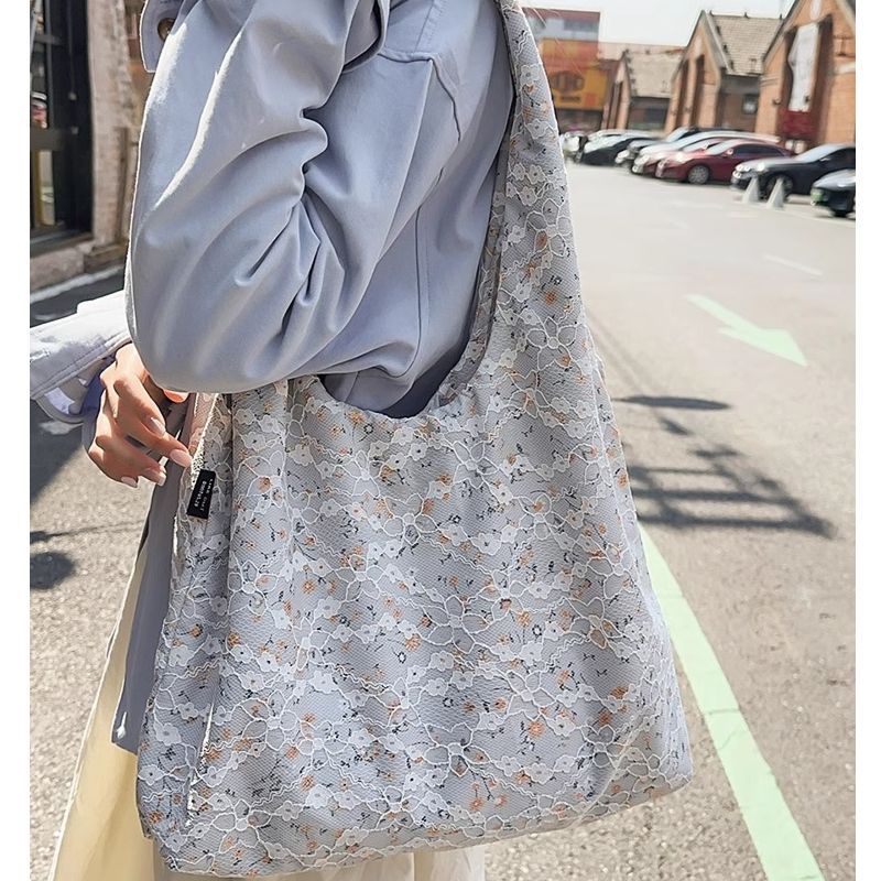 Floral Patterned Everyday Tote Bag Bowlift