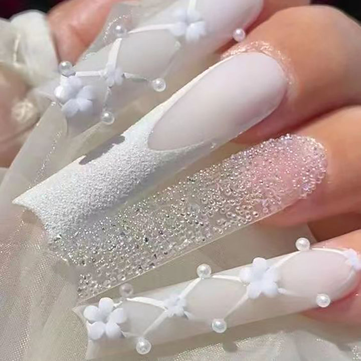 Elegant Decorative Nail Art Press-On Set Bowlift