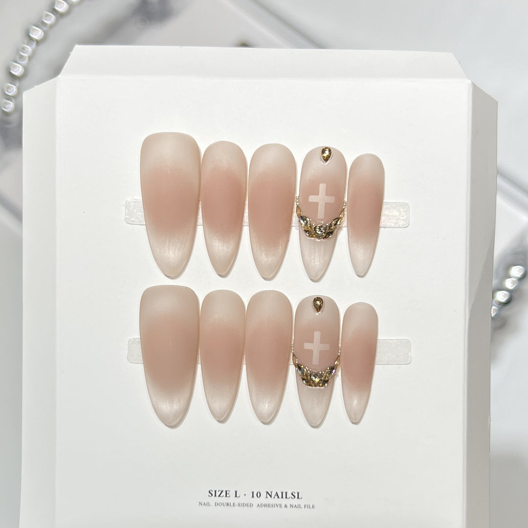 Premium Press-On Nail Art Set with Elegant Heart & Leaf Design Bowlift