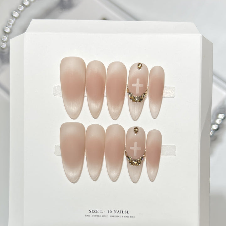 Premium Press-On Nail Art Set with Elegant Heart & Leaf Design Bowlift