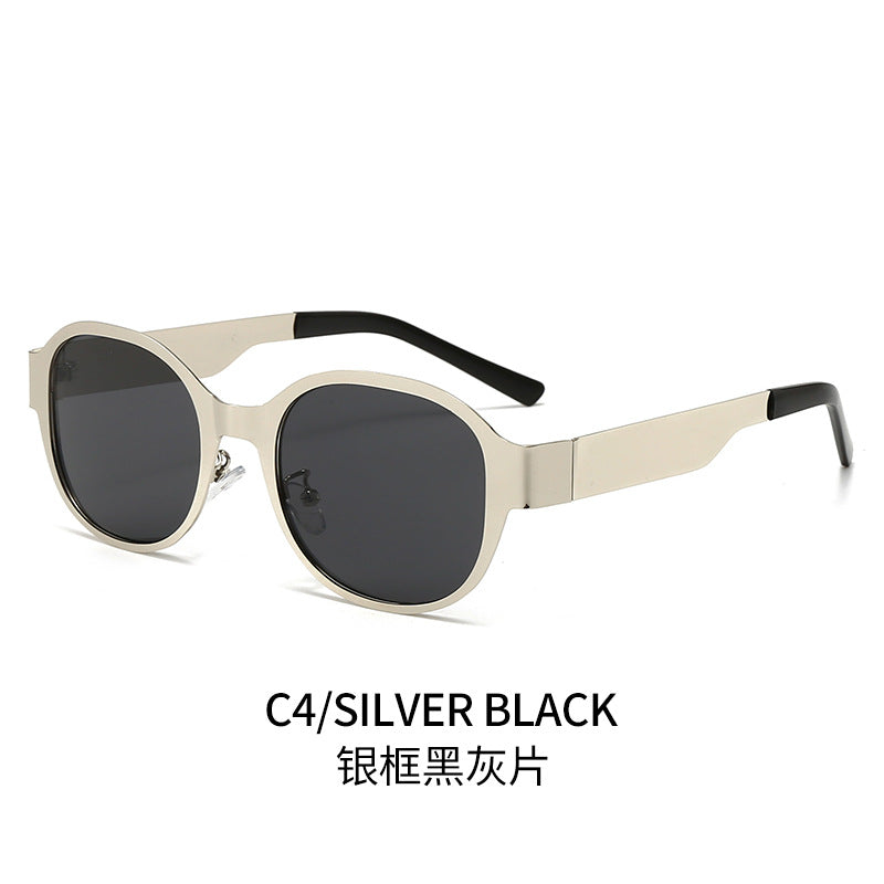 Women's Fashion Sunglasses in Stylish Accent Design Bowlift