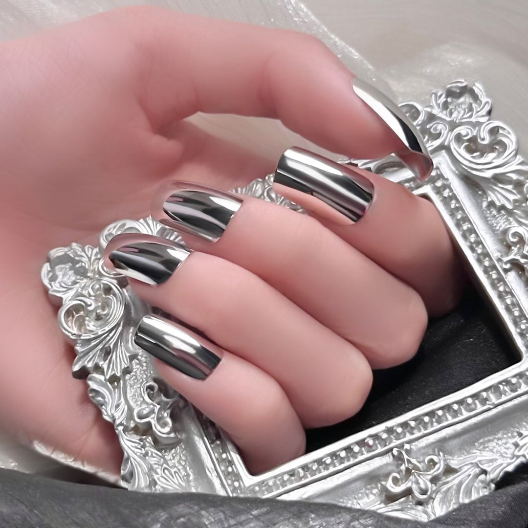 Chrome Finish Press-On Nails Bowlift