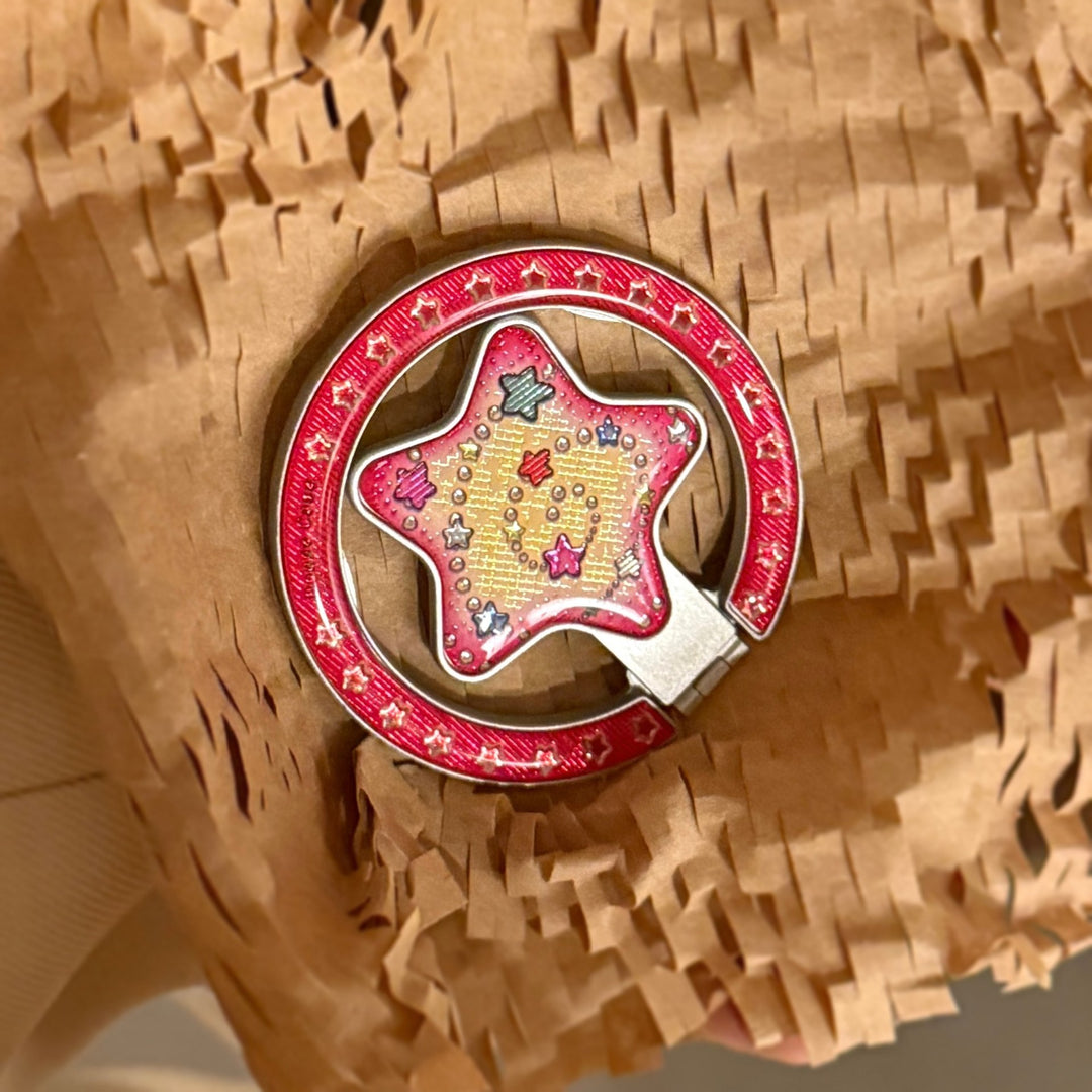 Playful hand mirror with star design Bowlift