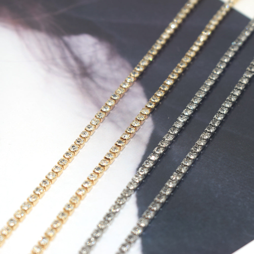 Decorative Rhinestone Eyewear Chain Bowlift