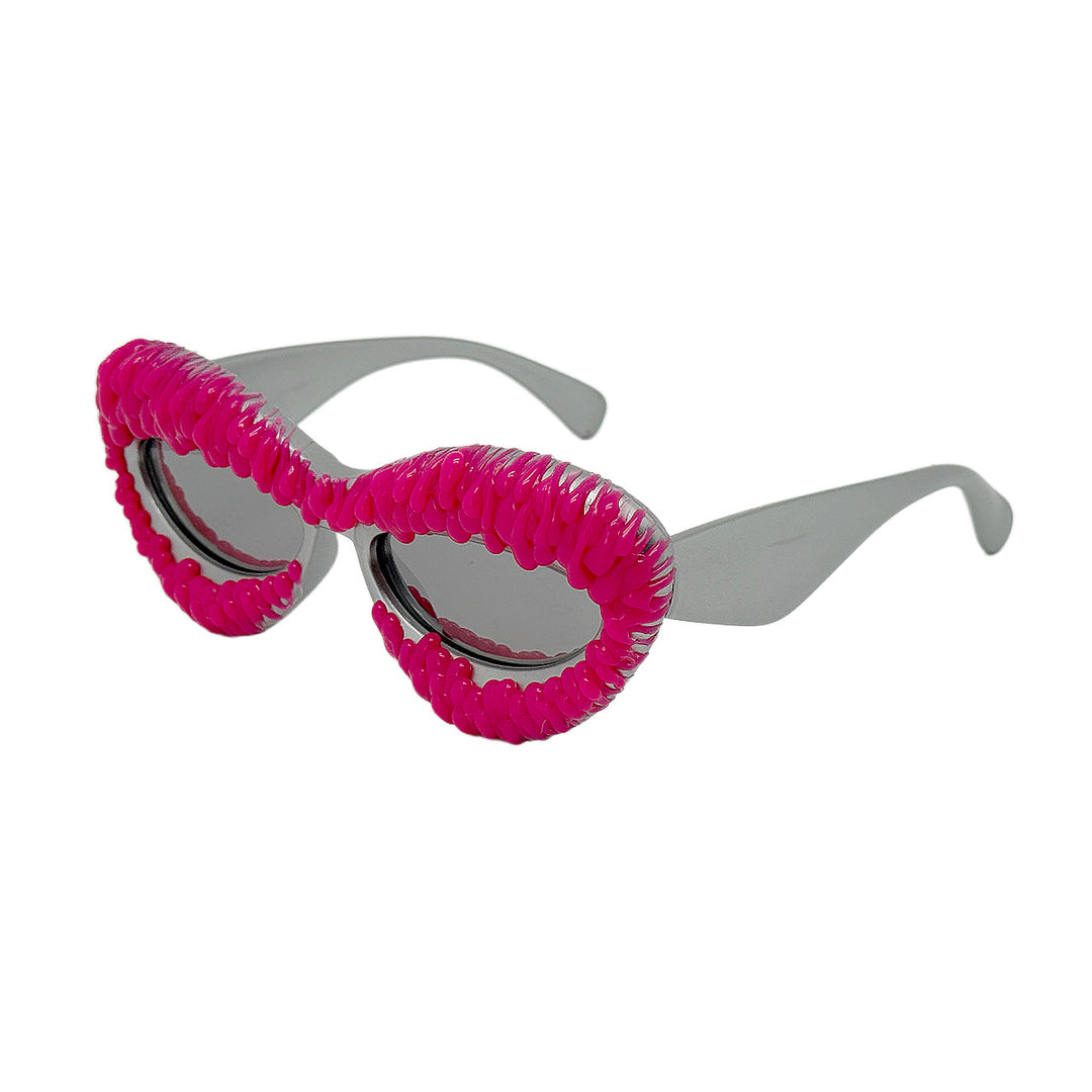 Women's extravagant cat-eye sunglasses with decorative frame Bowlift