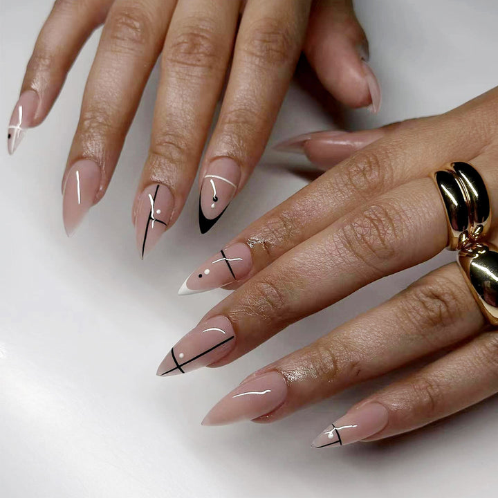Artistic artificial nails with geometric design Bowlift