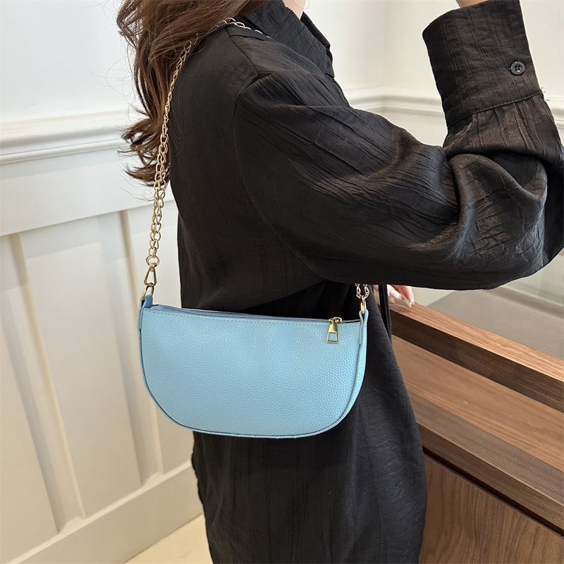 Minimalist Half-Moon Crossbody Bag Bowlift